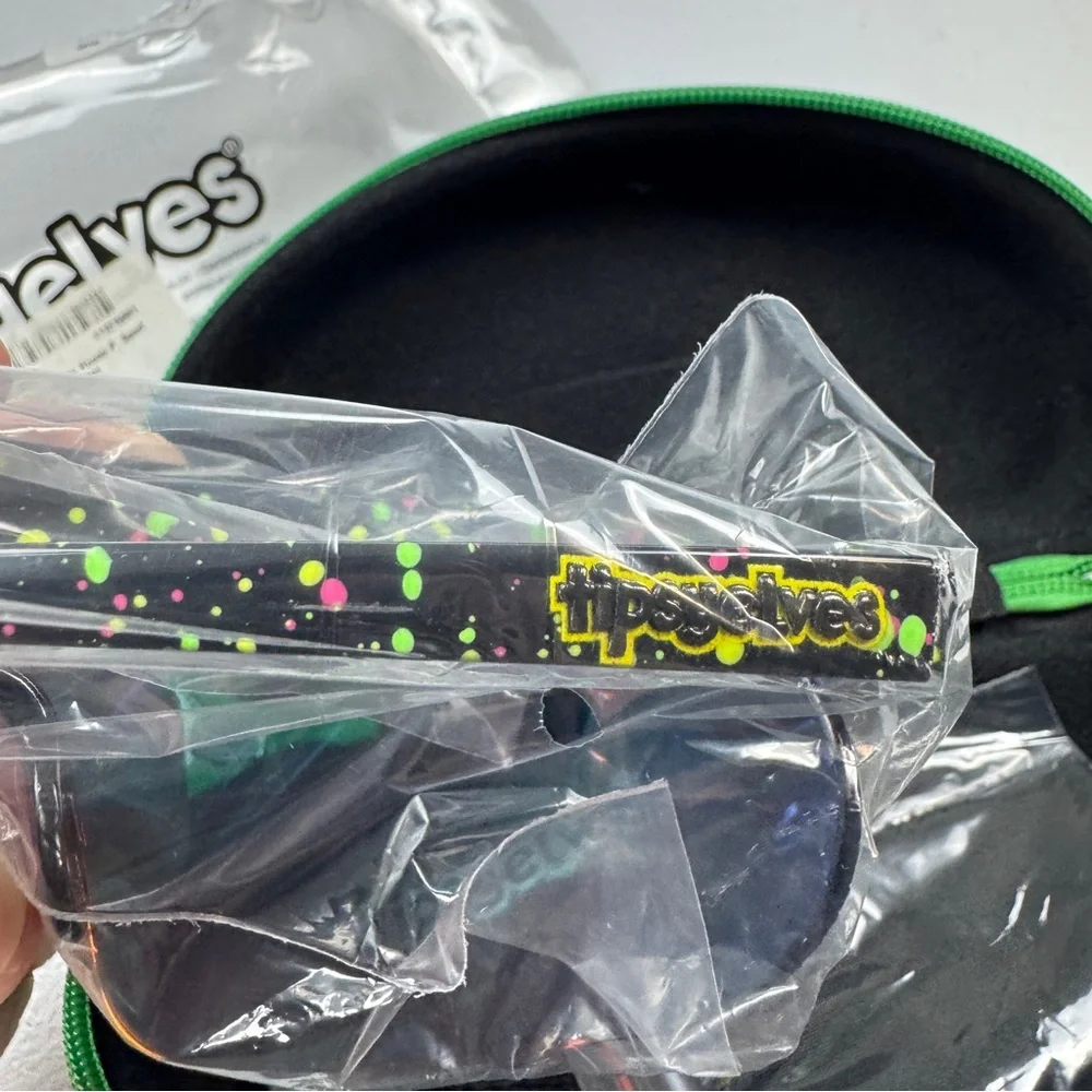 Tipsy‎ Elves Sunglasses Black Neon Speckled Hundo P Sport Style Reflective NWT
